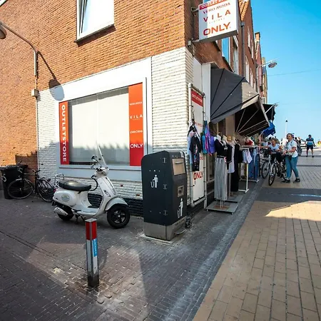 Debbies * Zandvoort